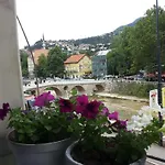 Studio Park
